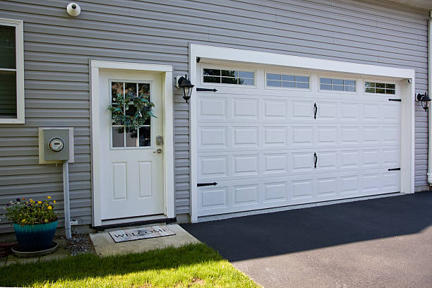 24/7 Emergency Garage Door Panel Replacement experts in Palermo, NJ